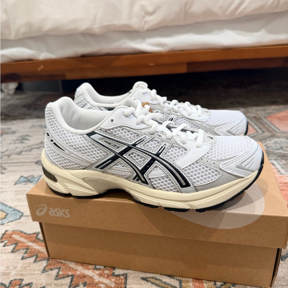 ASICS White and Black Running Shoes